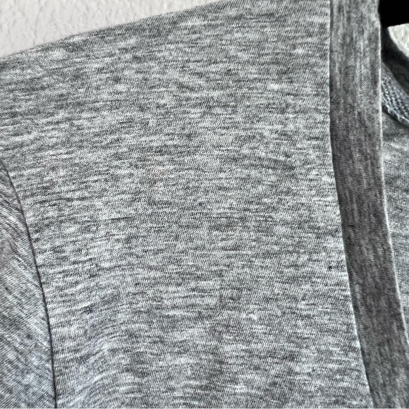 Cuyana Women’s Pima Cotton Scoop Neck Short Sleeve Tee - Picture 8 of 11